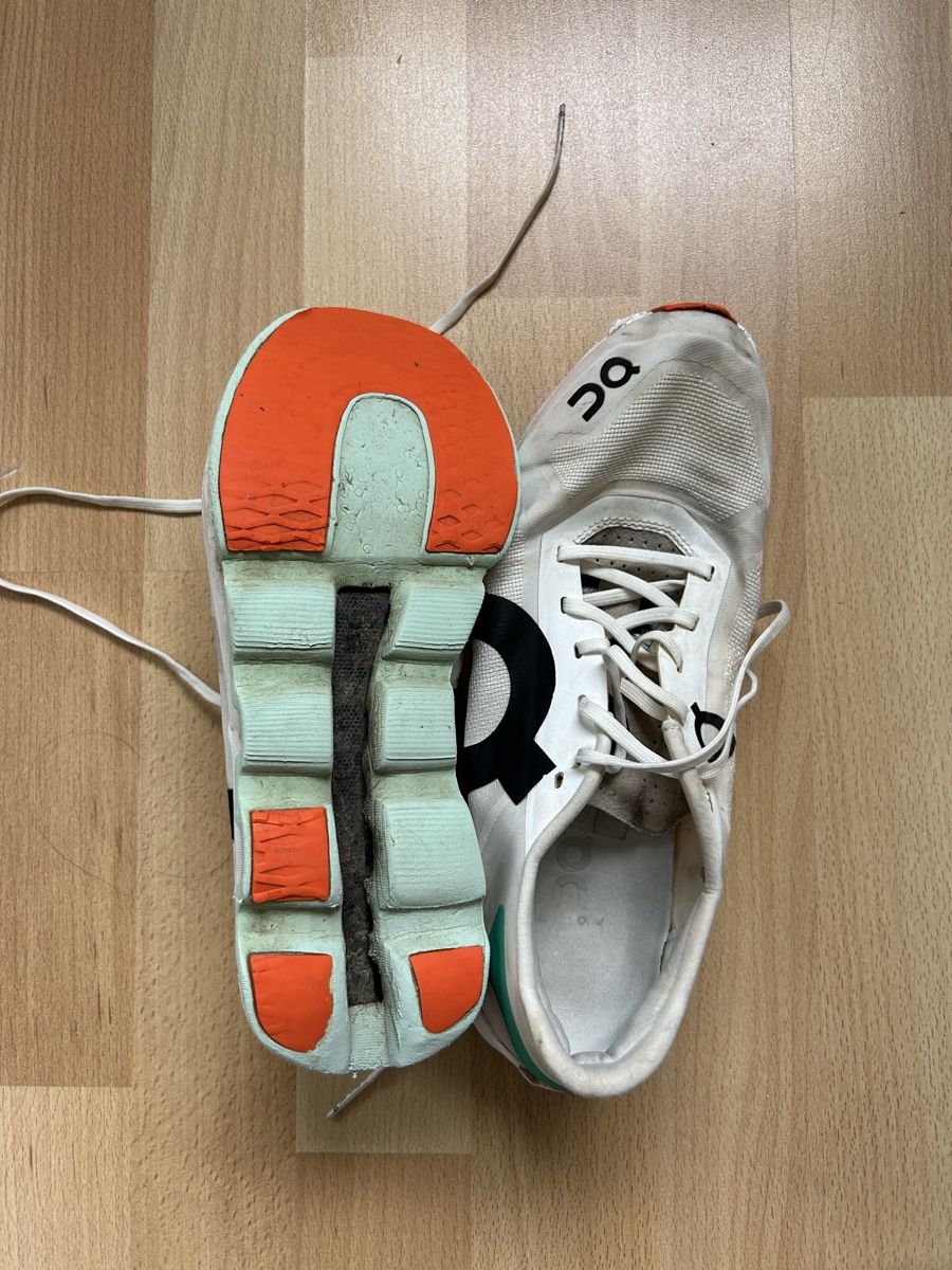 On Scarpe da donna: On Cloud Damen Laufschuhe Grösse 38 - gebraucht – Usato da Rheinfelden venduto da MirjamS 3