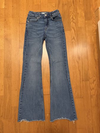 Jeans von Mango in Grösse 34.