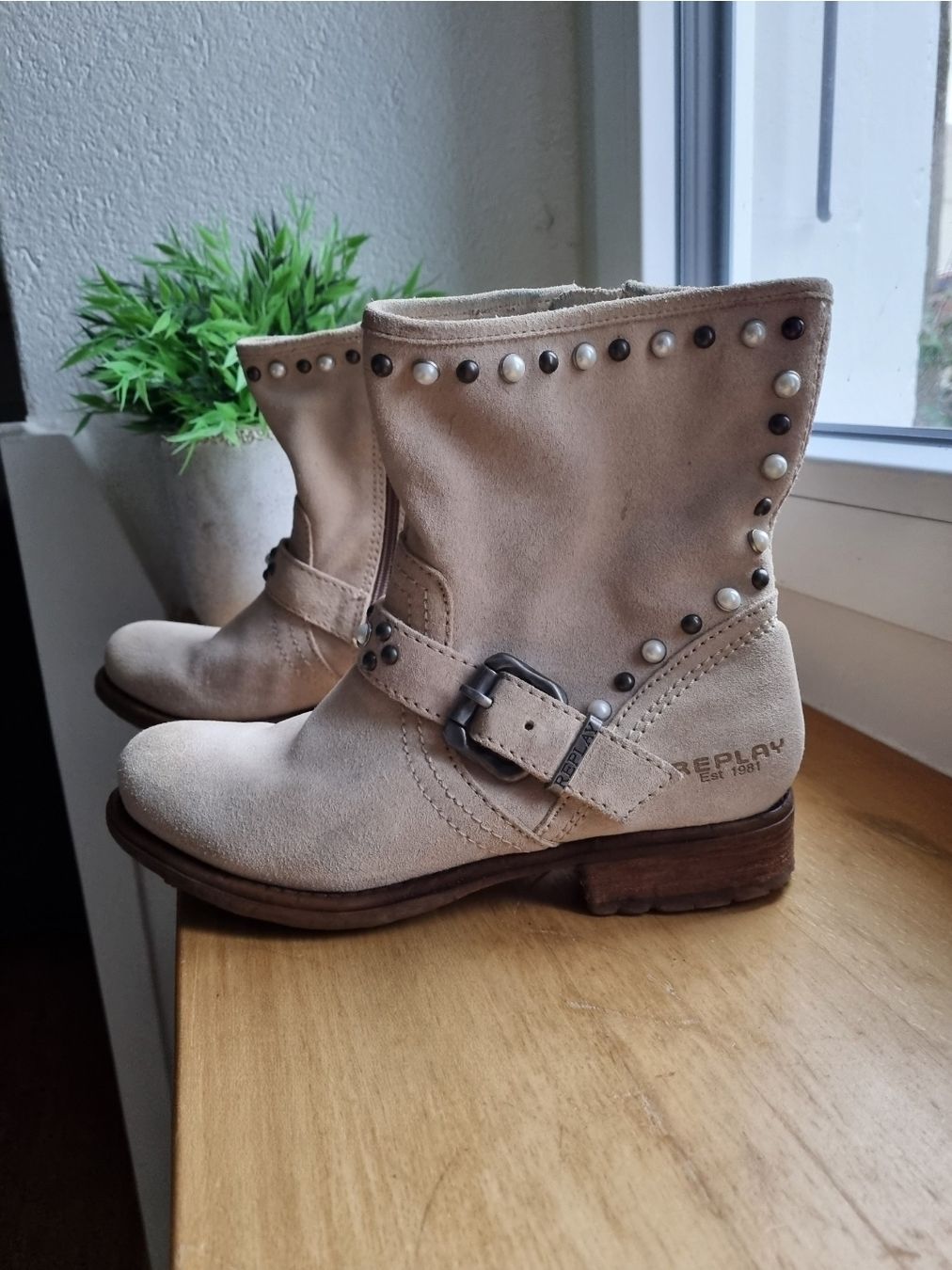 Scarpe da donna: Magnifique bottines Replay – Usato da Vicques venduto da Kookai76