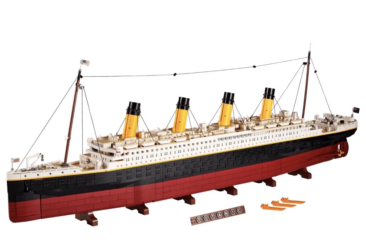 Lego Kit di costruzioni: Lego Titanic – Usato da Merlischachen venduto da maerlischacher