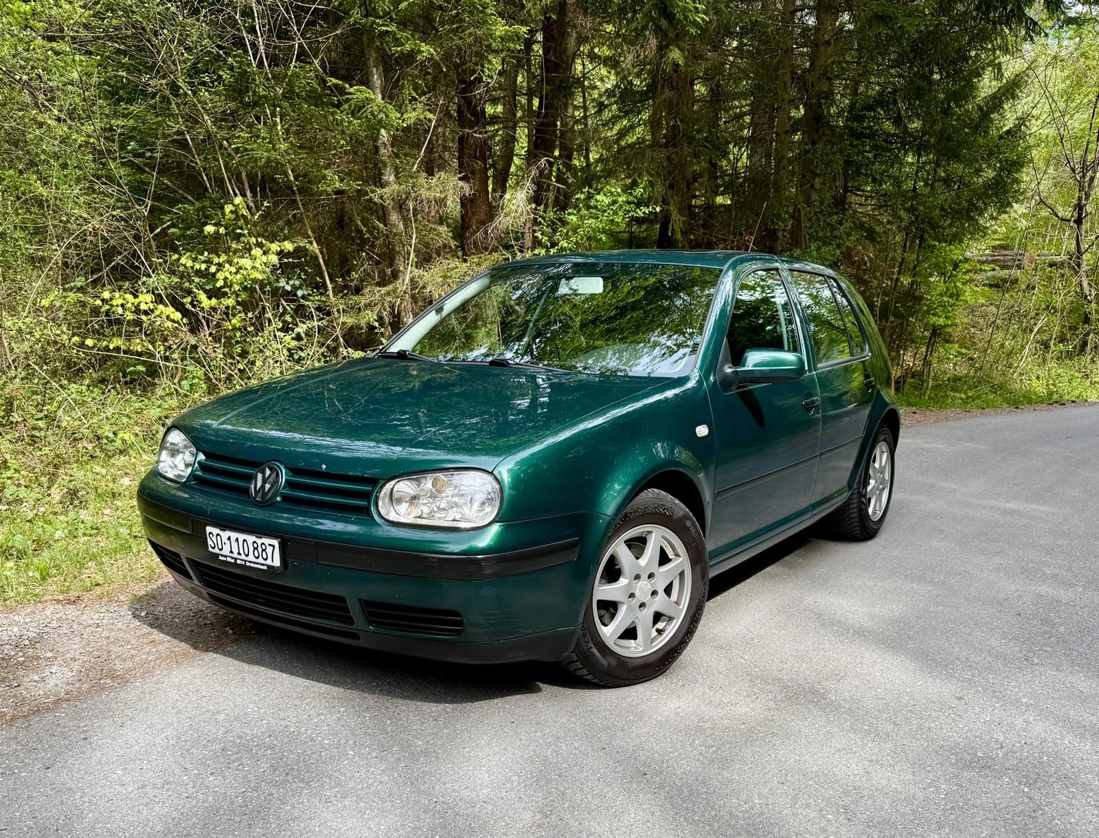 VW Automobili: VW Golf 4 2.0 – Usato da Niederbuchsiten venduto da SoGo4