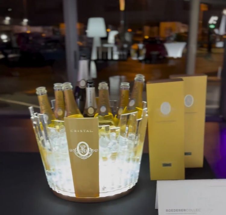 Louis Roederer Altro: Louis Roederer Cristal Luminous Vasque – Nuovo e nell'imballaggio originale da Montreux venduto da LAYLALEILA 4