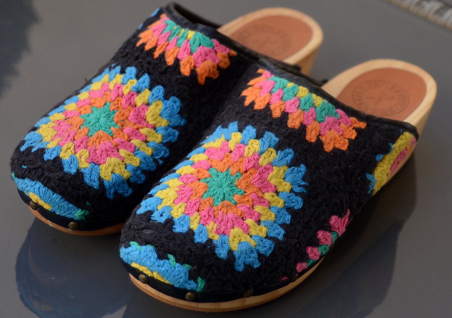 Penelope Chilvers Scarpe da donna: Penelope Chilvers Clogs / Sabot 38 – Nuovo (secondo la descrizione) da Collonges venduto da arashee