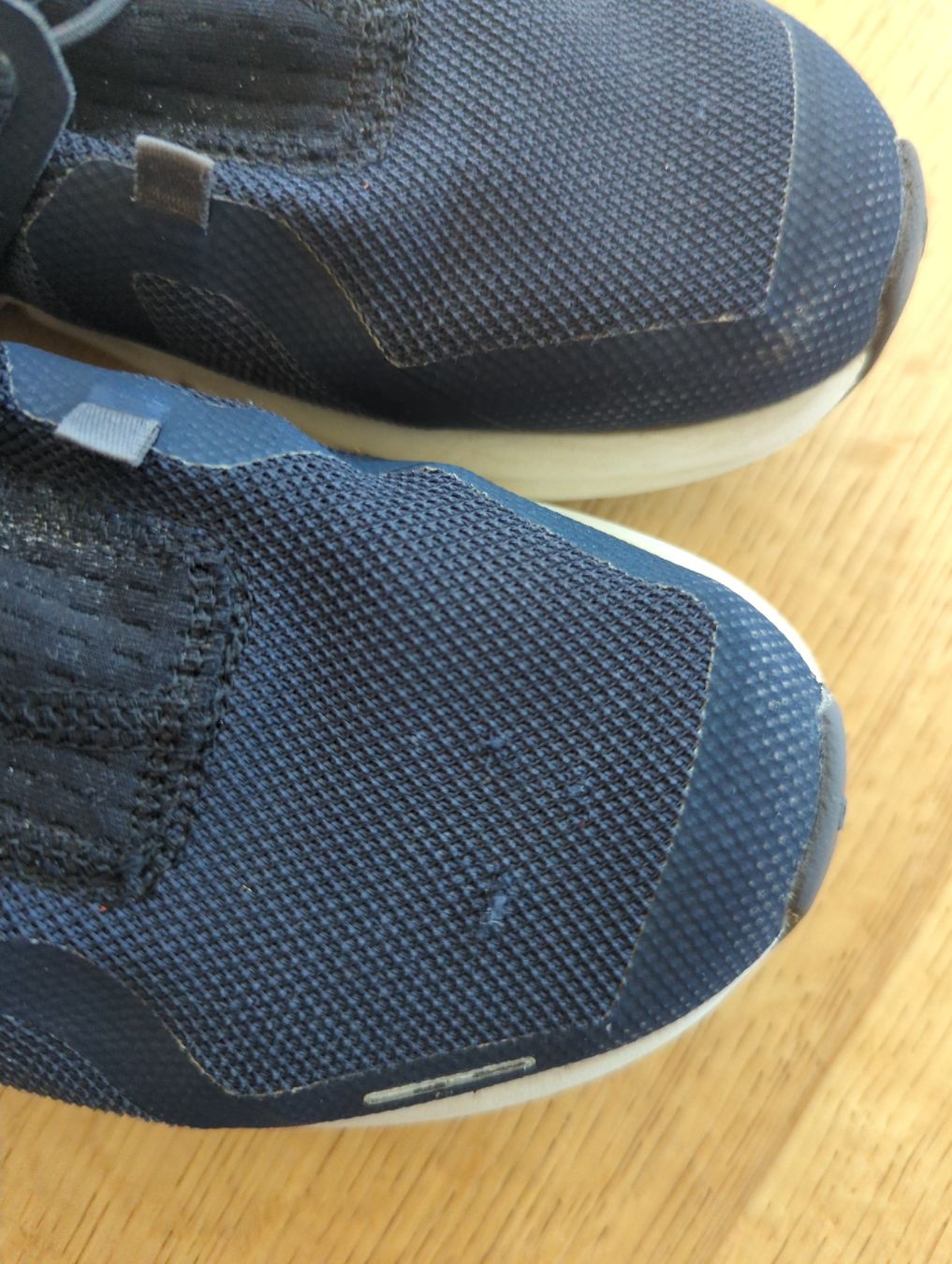 On Chaussures hommes: ON Junior Shoes Cloud navy EU 36.5 – D'occasion à Rudolfstetten par satya83 3