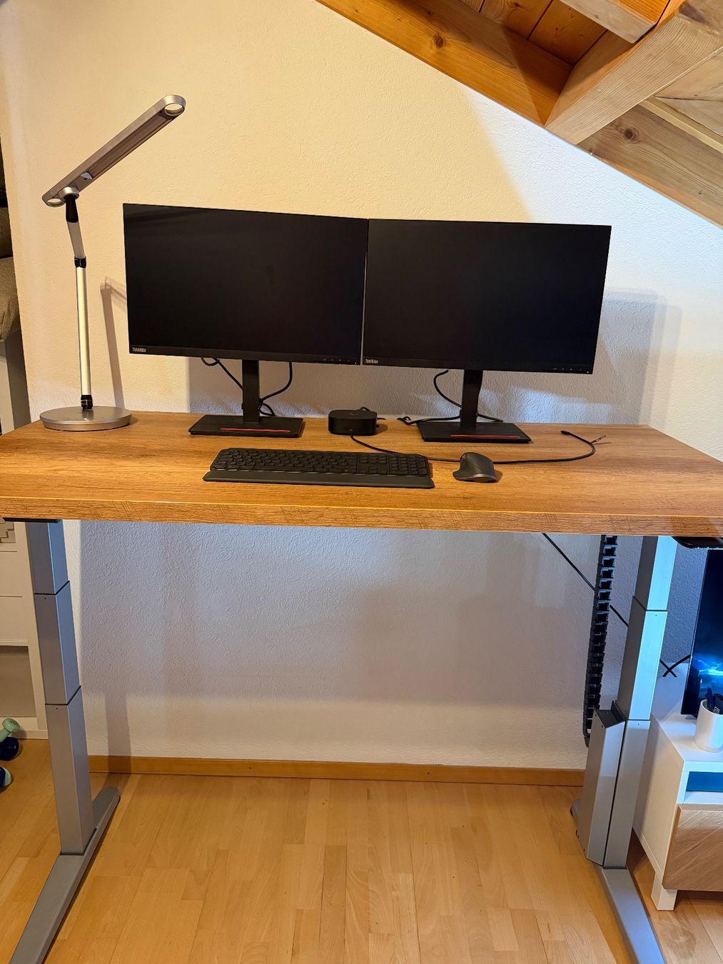 Schreibtische: Premium Homeoffice-Setup – Gebraucht aus Glis von dkiss95