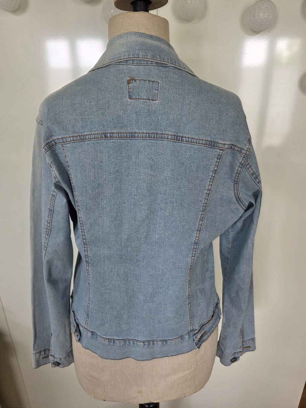 Giacche: Jeansjacke – Nuovo (secondo la descrizione) da Rüti ZH venduto da car_gl78 1