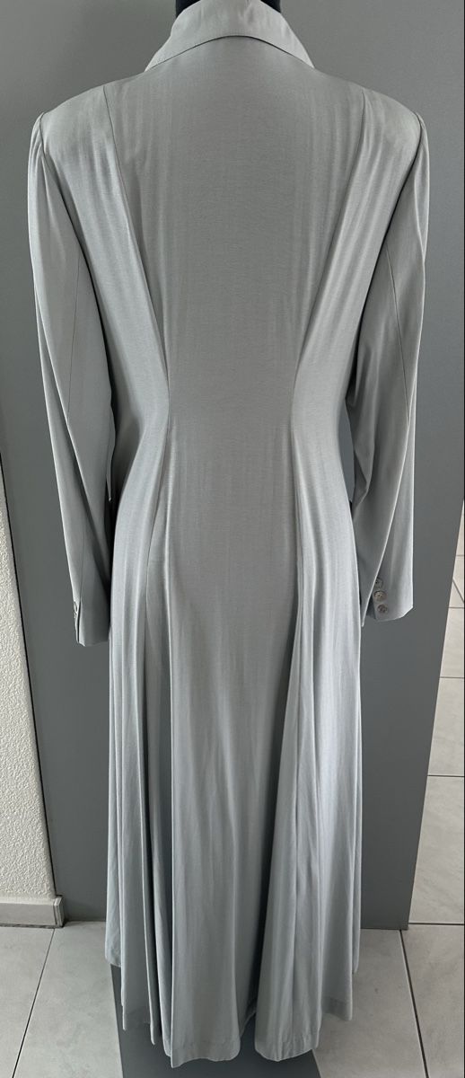 Vestiti: Mantel-Kleid hellgrau, Gr. M – Nuovo (secondo la descrizione) da Münsingen venduto da Innchen 4