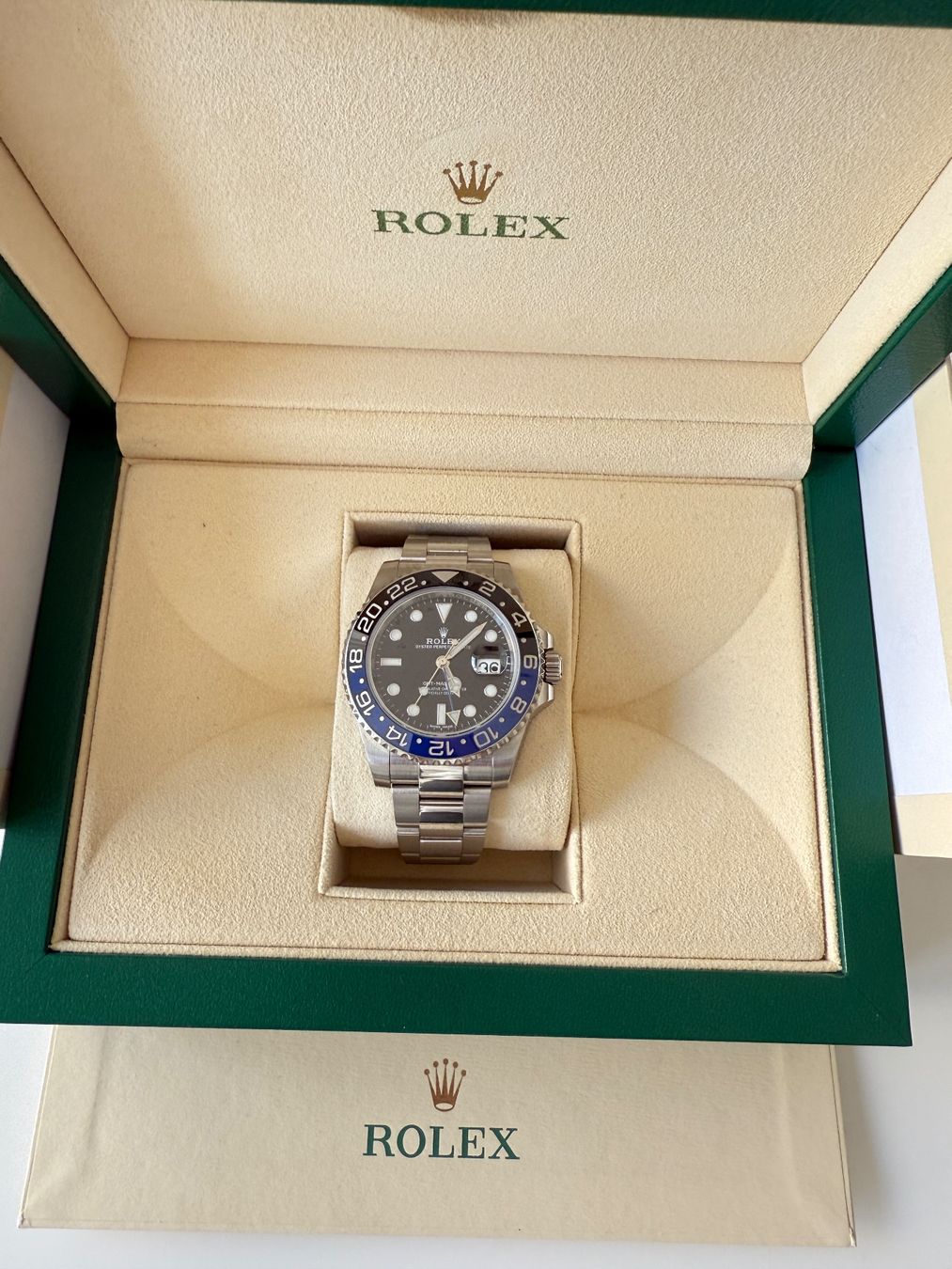 Rolex Orologi: GMT-Master II "Batman" 116710BLNR – Full Set – Usato da Basel venduto da Promoe