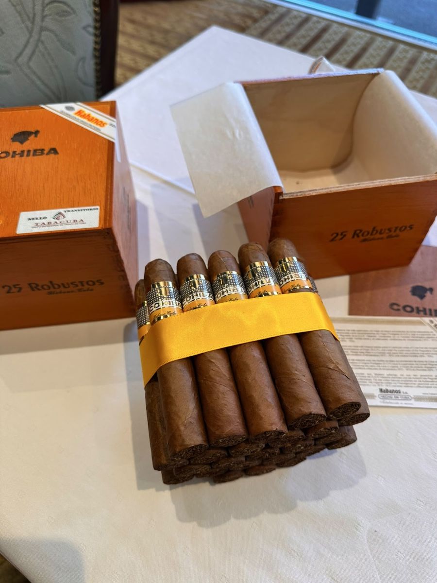 Cohiba Cigares: Cohiba Zigarren  – Neuf avec emballage d'origine à Rapperswil SG par mister_d 3