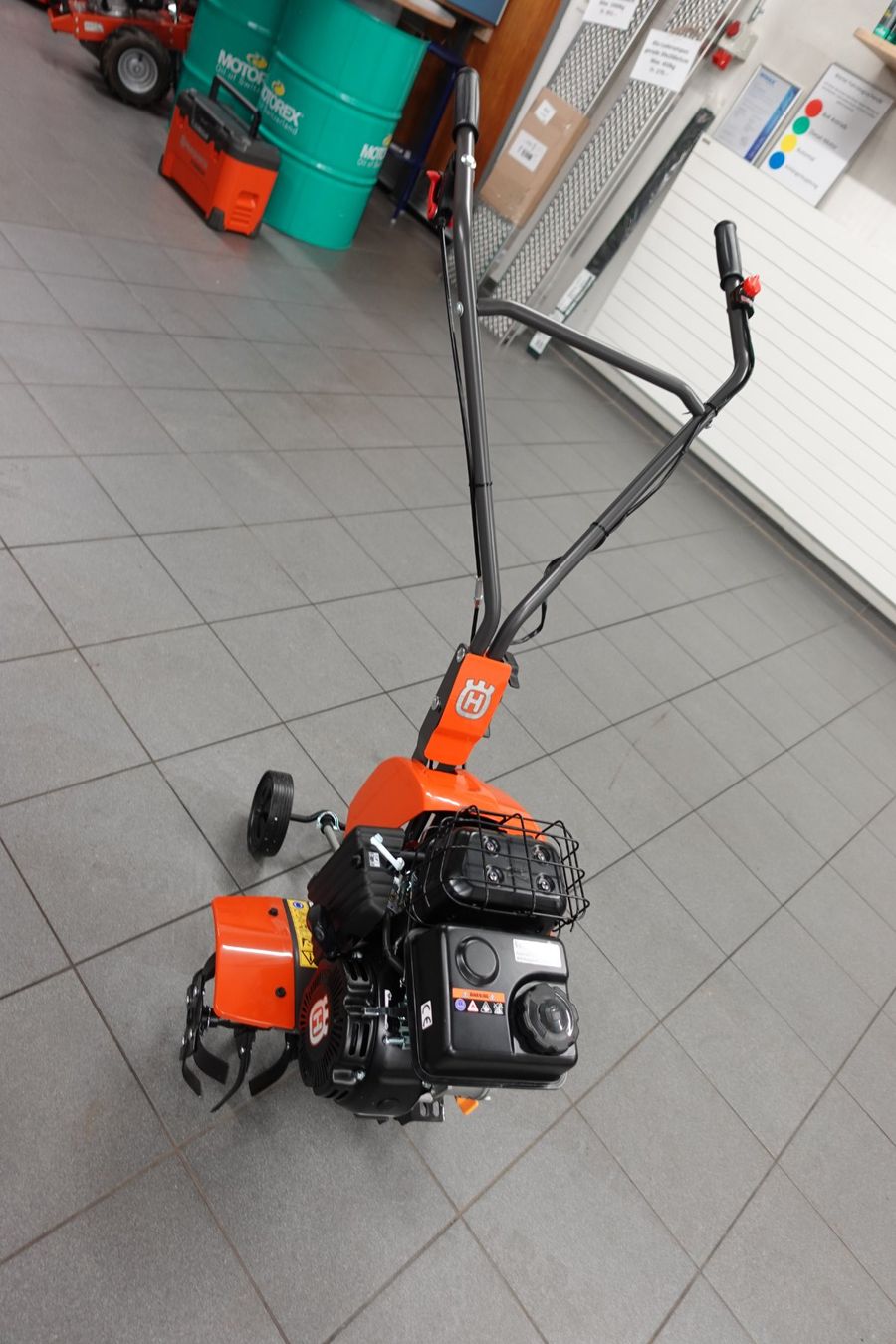 Husqvarna Tutti gli attrezzi: Motorhacke TF120 – Nuovo e nell'imballaggio originale da Rüegsbach venduto da HusqvarnaShop3418 3