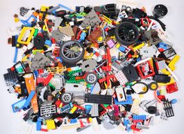 1.5 kg. Legoteile mit Minifiguren
