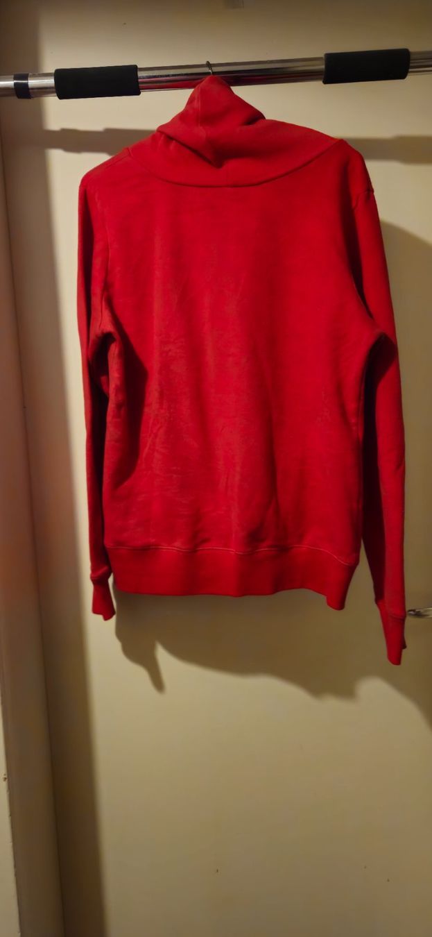 Maglioni & Felpe: Roter Winter-Pulli mit Kragen, Grösse M - Warm & Top! – Usato da Basel venduto da NikaV13 1
