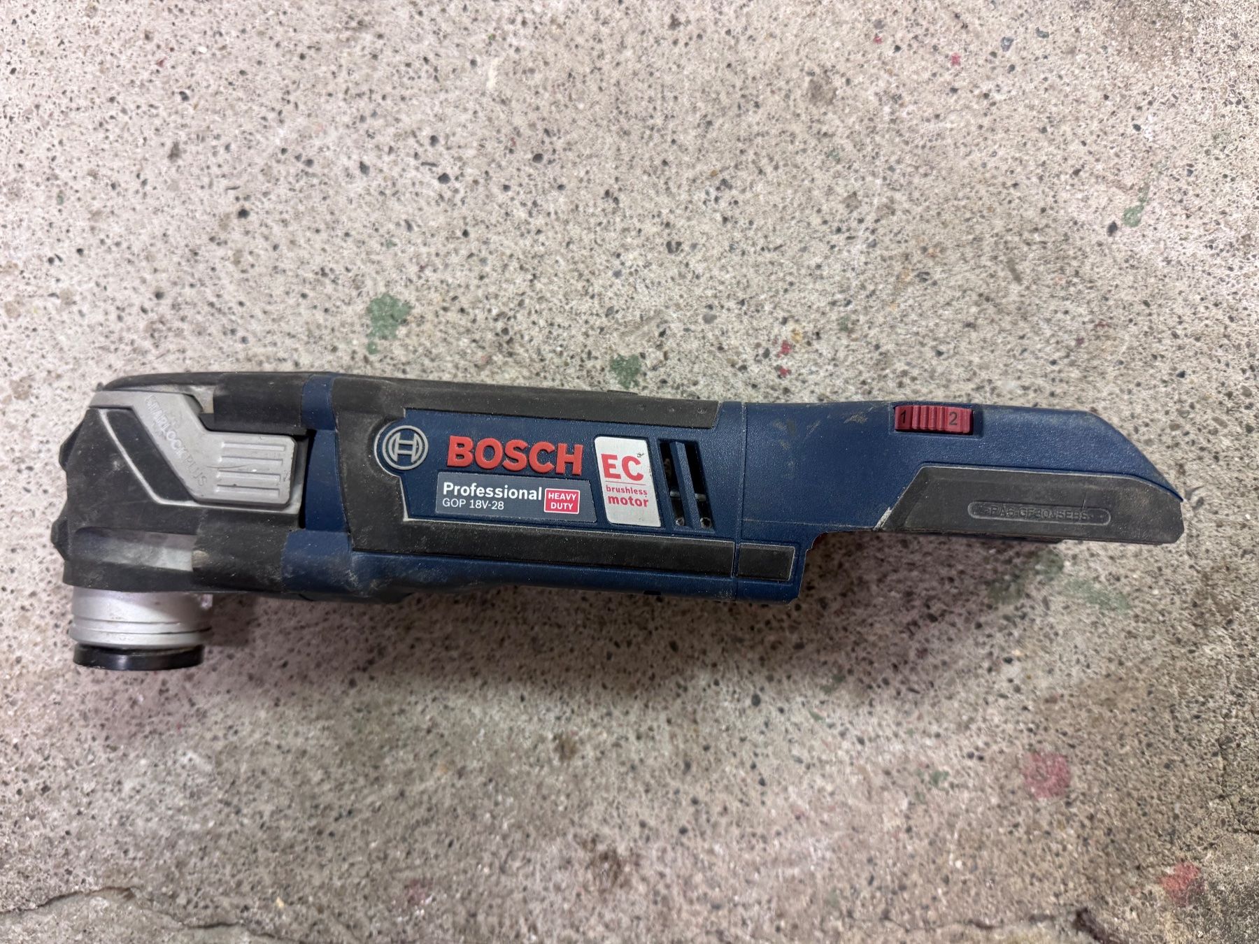 Bosch Tutti gli attrezzi: Bosch Multicutter GOP 18V-28 Professional – Usato da Steckborn venduto da danweid