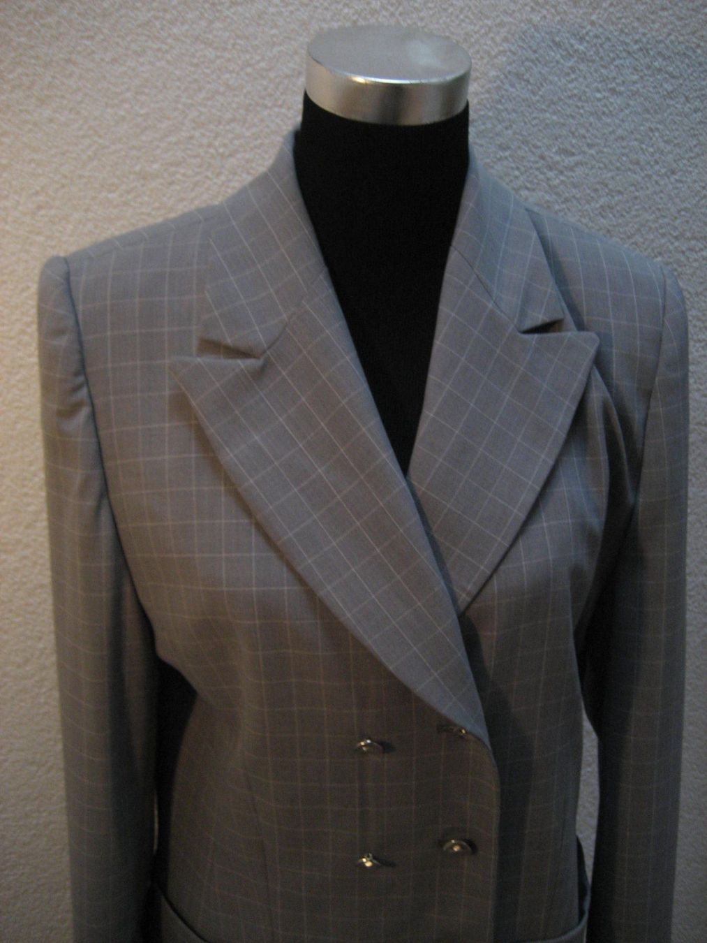 Giacche: Veste avec laine taille 42, neuve – Nuovo e nell'imballaggio originale da Delémont venduto da marryb 1