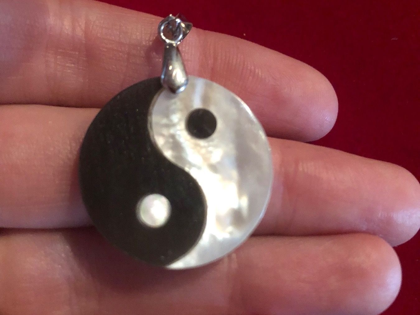 Anhänger: Amulett/Anhänger Yin und Yang mit Perlmutt – Neu und originalverpackt aus Gams von Mariawicca 2