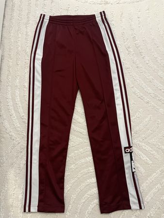 Adidas pantalon taille 38 bordeaux avec boutons pression
