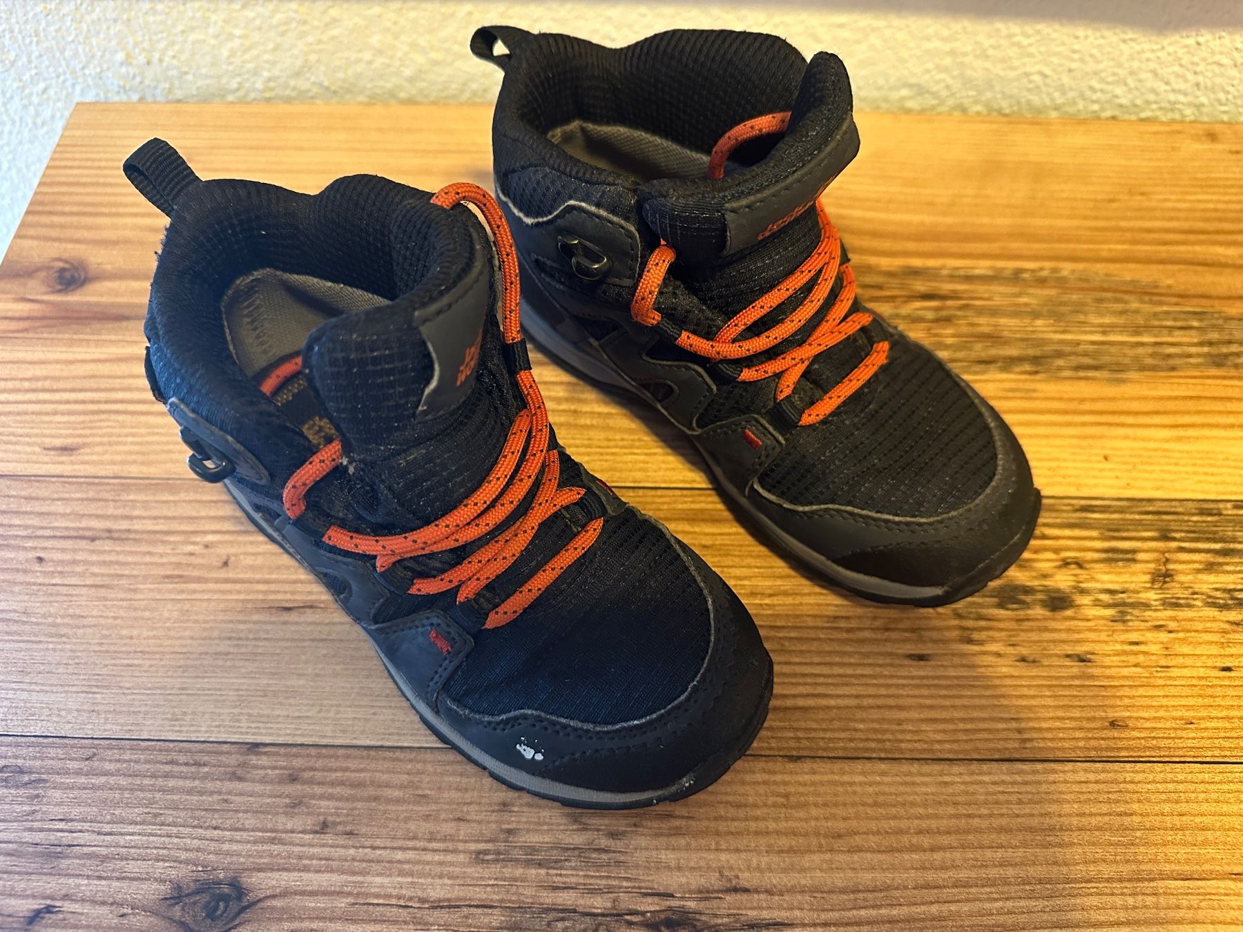 Jack Wolfskin Scarpe per ragazzi: Jack Wolfskin Wanderschuhe Grösse 26 – Usato da St. Gallenkappel venduto da sunne88