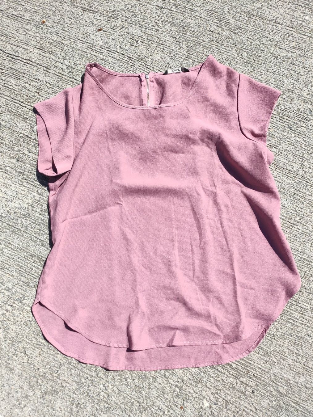 Only T-shirt: ONLY; Blusenshirt Gr. 42 in Rosa – Nuovo (secondo la descrizione) da Horgen venduto da Lulusa 1
