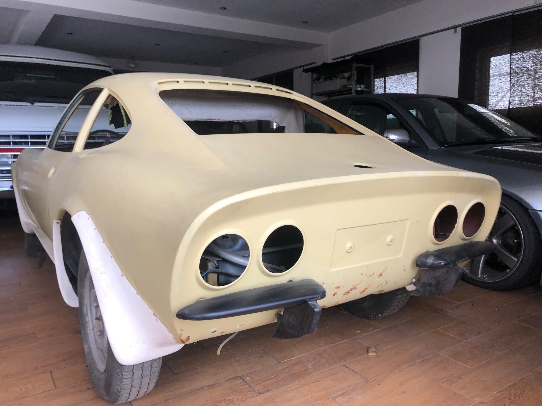 Opel Autos: Opel GT - Teilrestauriert – Gebraucht aus Oppligen von Longhorns 2