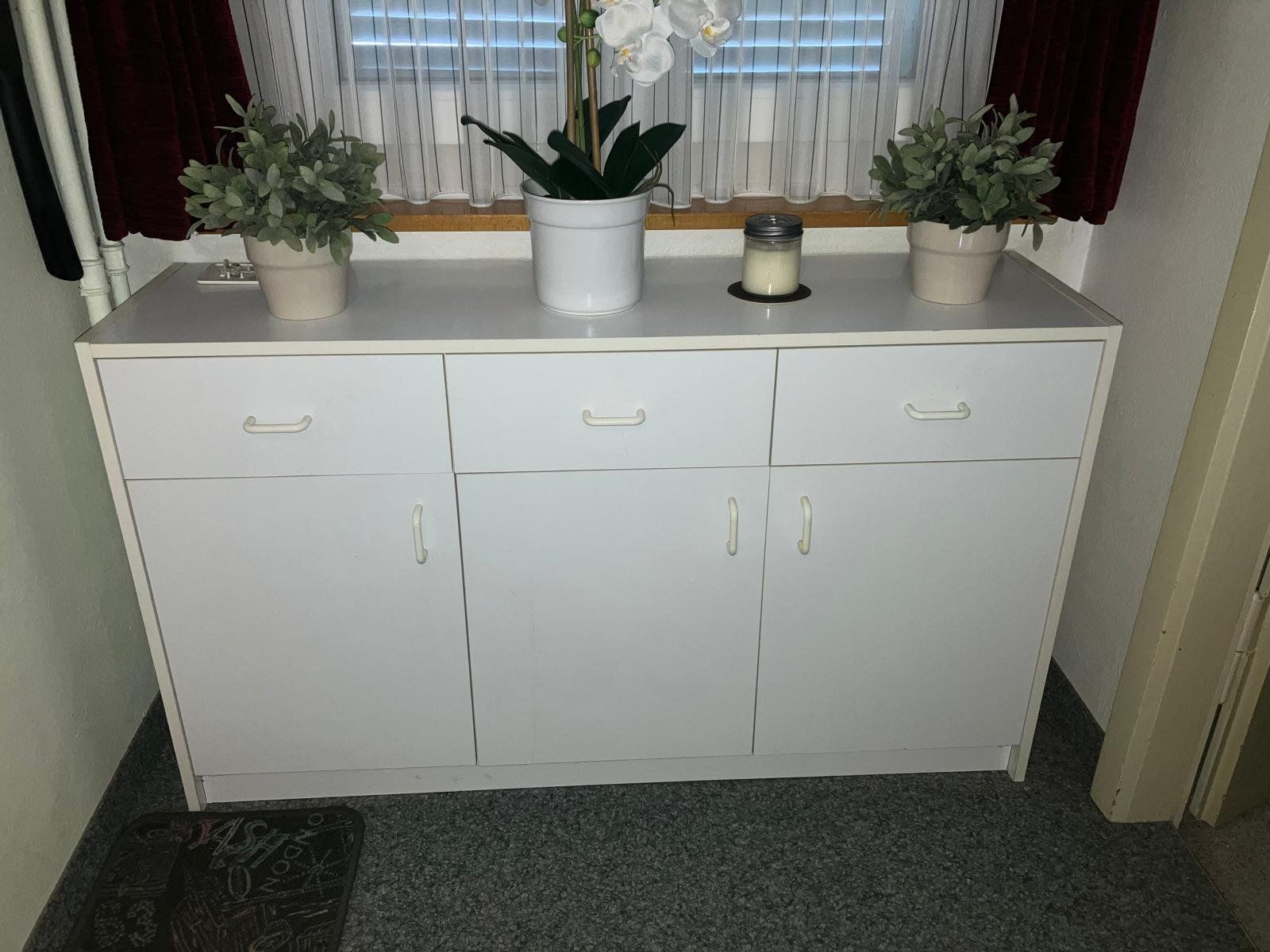 Commodes: Komode weiss – D'occasion à Buchs SG par Eggenburg