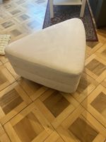 Beige Hocker dreieckig, Polster gut erhalten