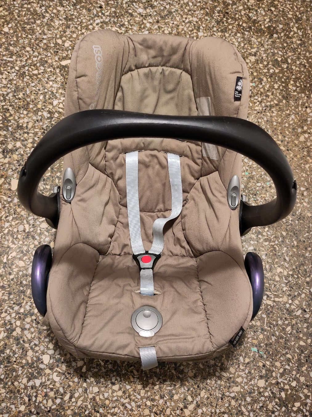 Maxi-Cosi Seggiolini per auto: Maxi Cosi – Usato da Stans venduto da Maesi0