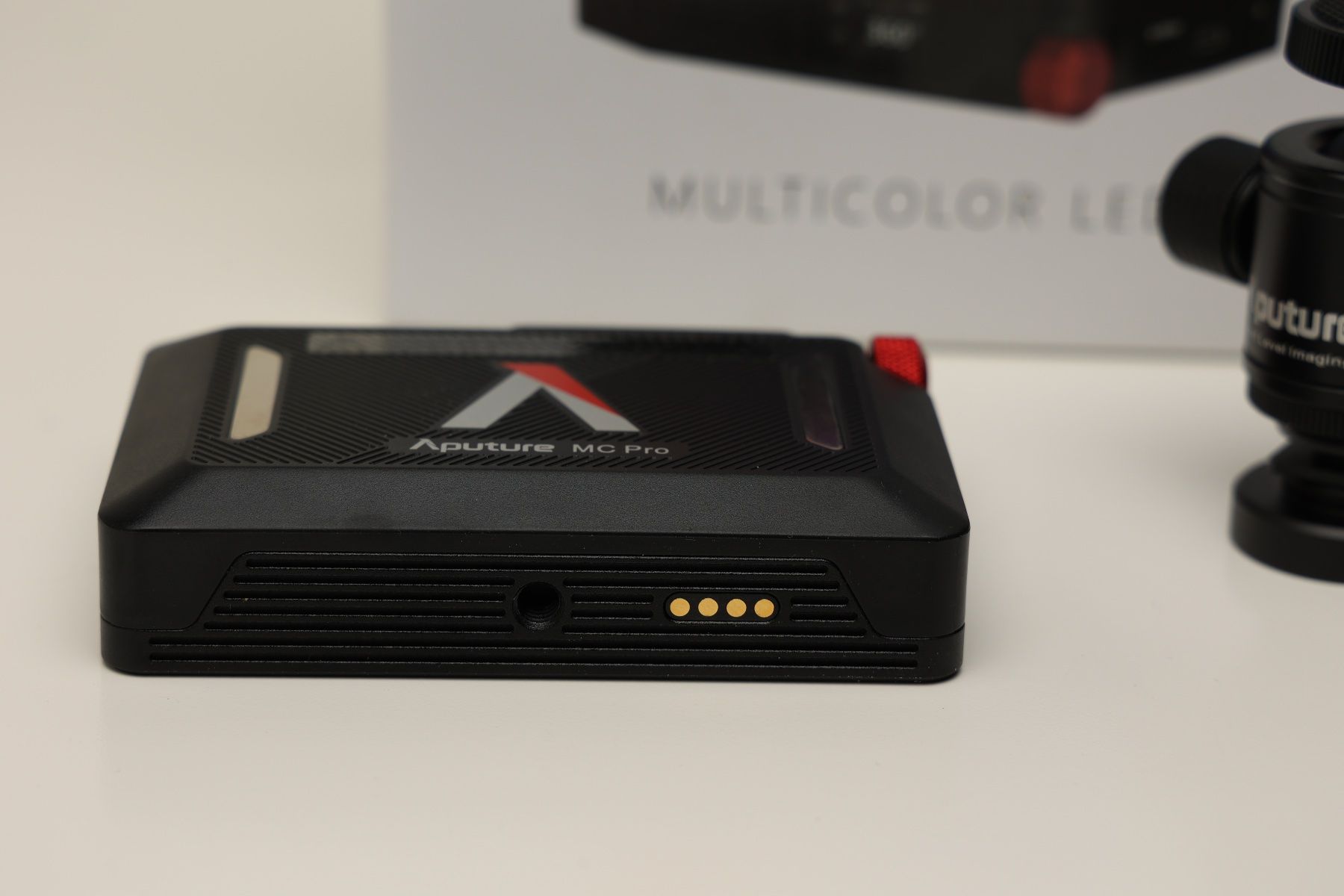 Aputure Lampade: Aputure MC Pro Videolicht mit Akku – Nuovo (secondo la descrizione) da Flawil venduto da rho199 3
