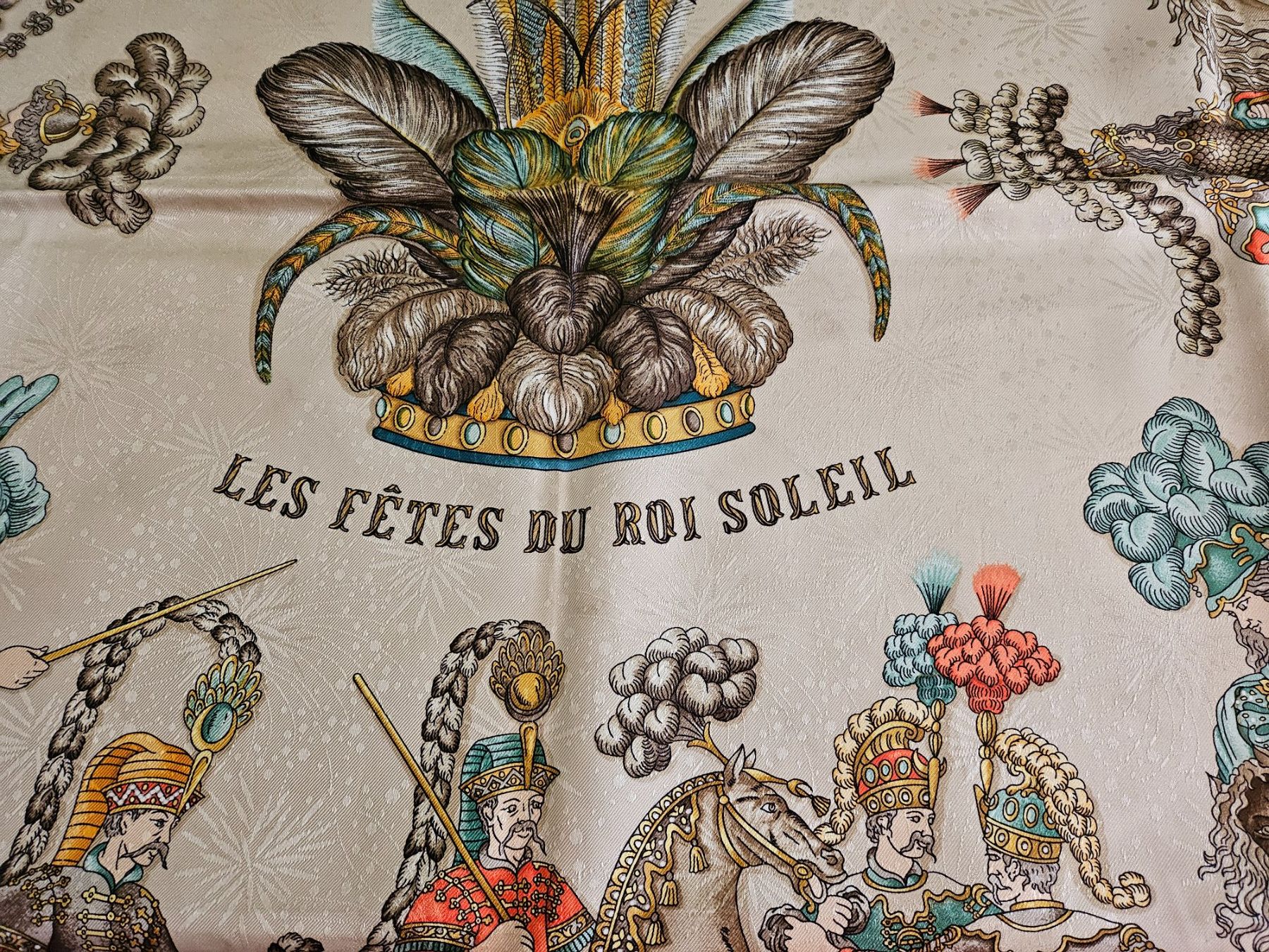 Foulard Hermés Les Fêtes Du Roi Soleil En Soie – Foulard Carré Bandana Multicouleur Pour Femme
