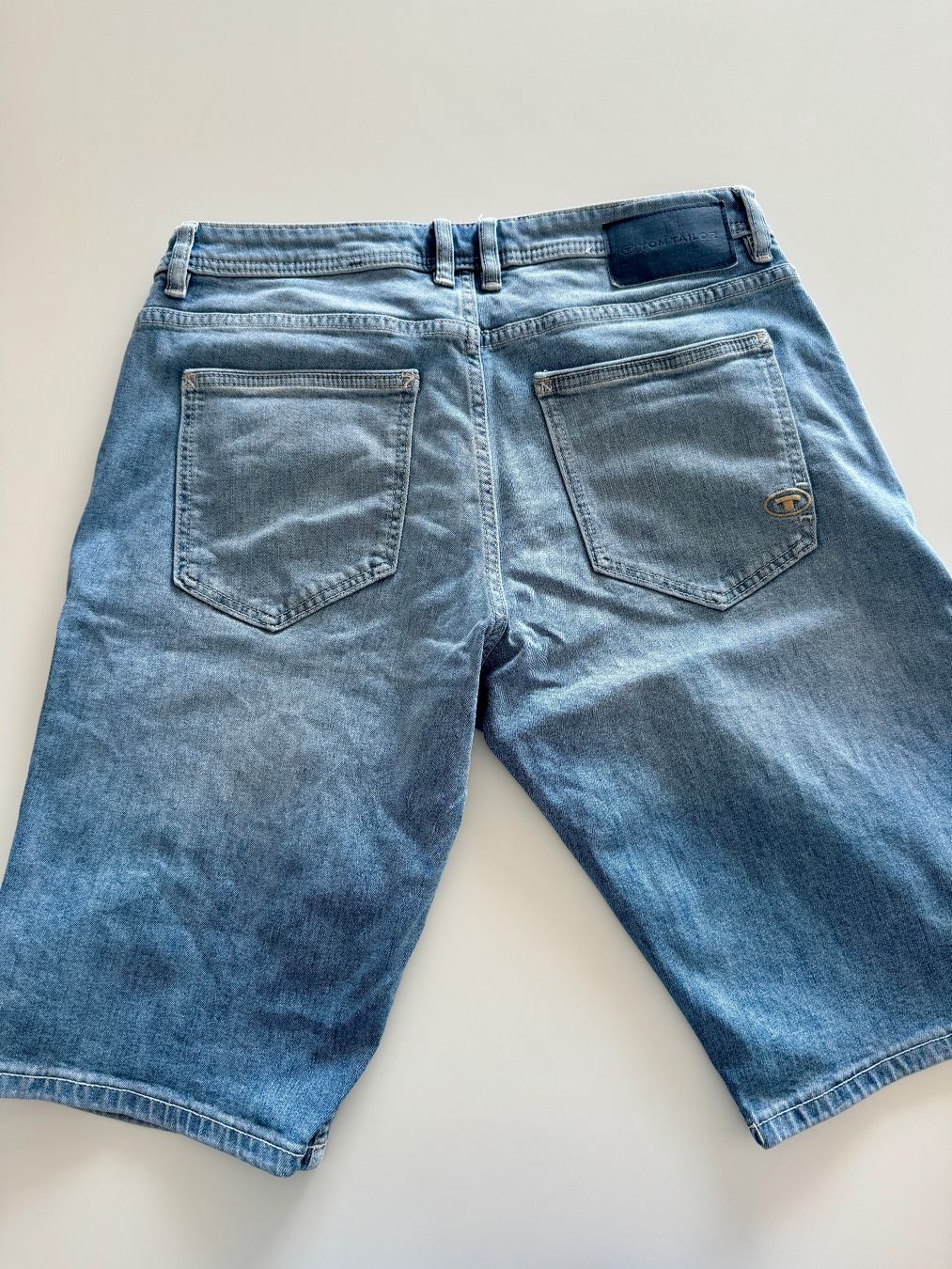 Tom Tailor Jeans: Jeans Shorts Tom Tailor – Usato da Domat/Ems venduto da cowi 1