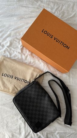 Louis Vuitton District PM Messenger Tasche Damier Graphite
