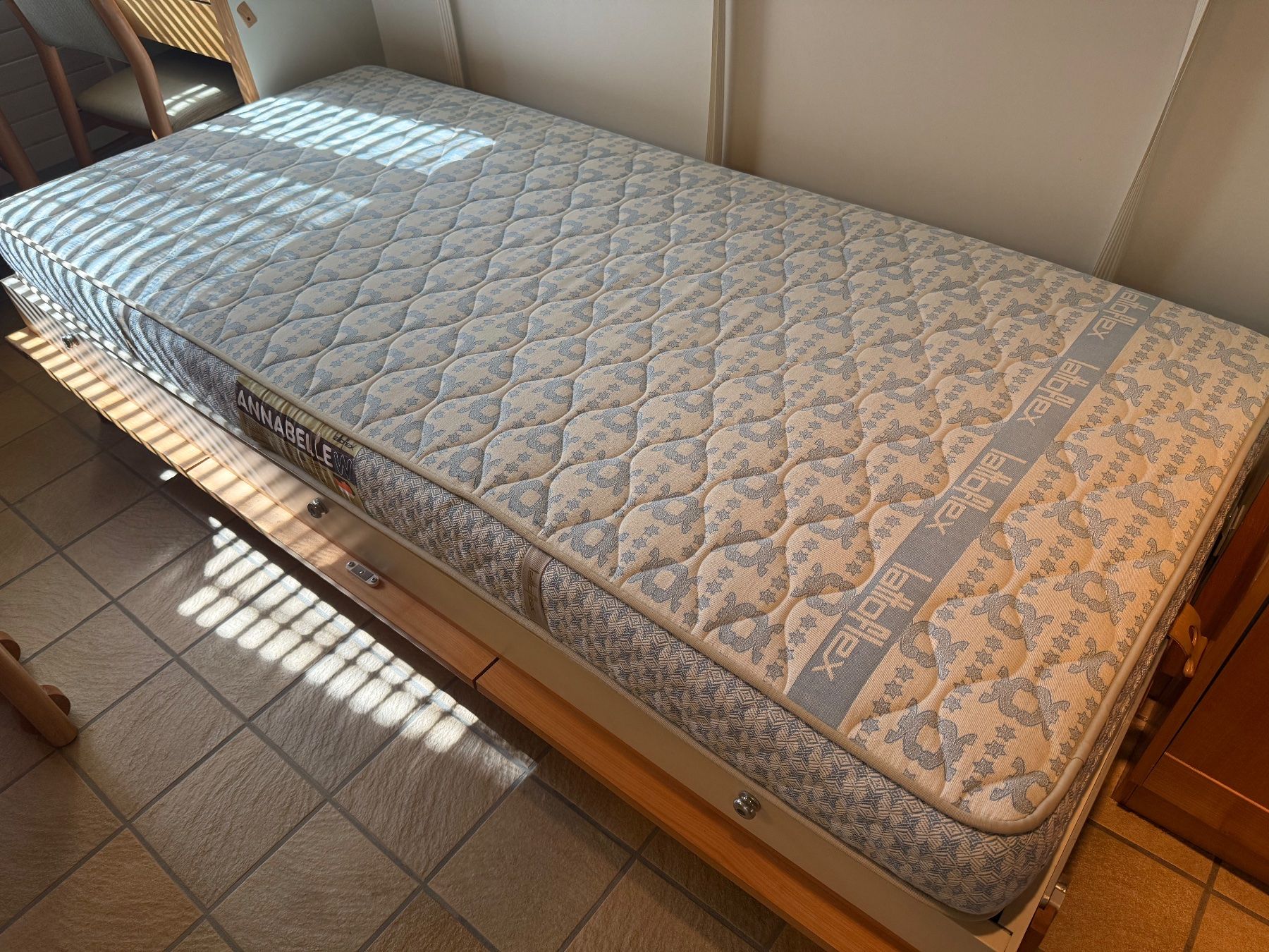 Matratzen: Matratze Lattoflex Annabelle W – Gebraucht aus Schlieren von rom_7z6m