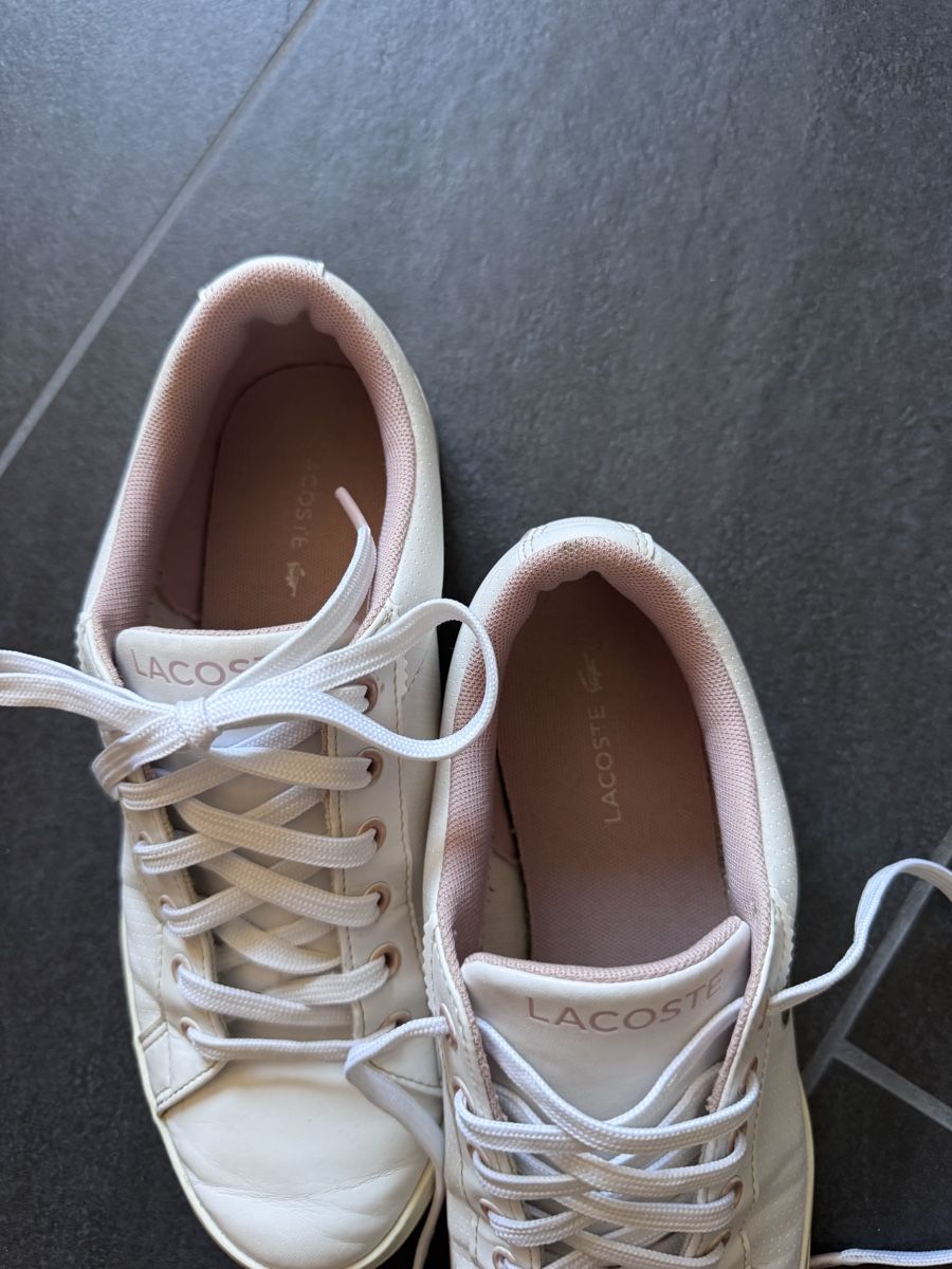 Lacoste Scarpe da donna: Lacoste Sneaker / Schuhe / Turnschuhe / Gr. 38 – Usato da Hünibach venduto da s.leptir 1