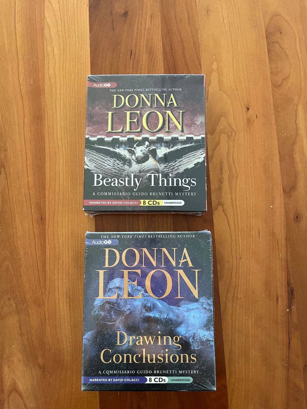 Audiolibri: Donna Leon 2 Brunetti Hörbücher (Englisch) – Nuovo e nell'imballaggio originale da Zürich venduto da karinsp