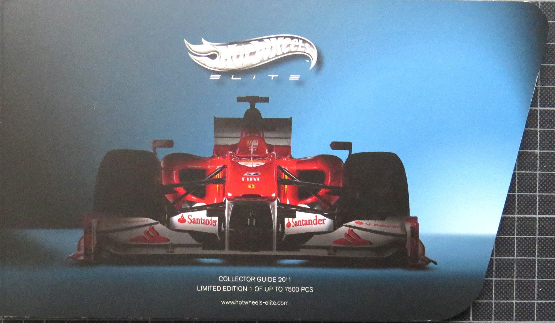 Hot Wheels Modellini d'auto: Hot Wheels Ferrari Katalog von 2011 – Nuovo (secondo la descrizione) da Ettingen venduto da campione_1 1