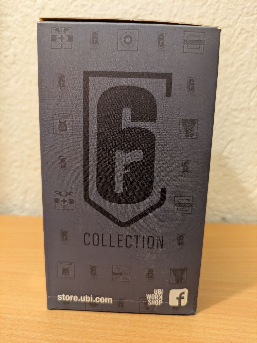 Statuette: UbiSoft - Rainbow Six Siege Chibi Figur - IQ – Nuovo e nell'imballaggio originale da Langnau am Albis venduto da MediaRescuerKeLoX 3