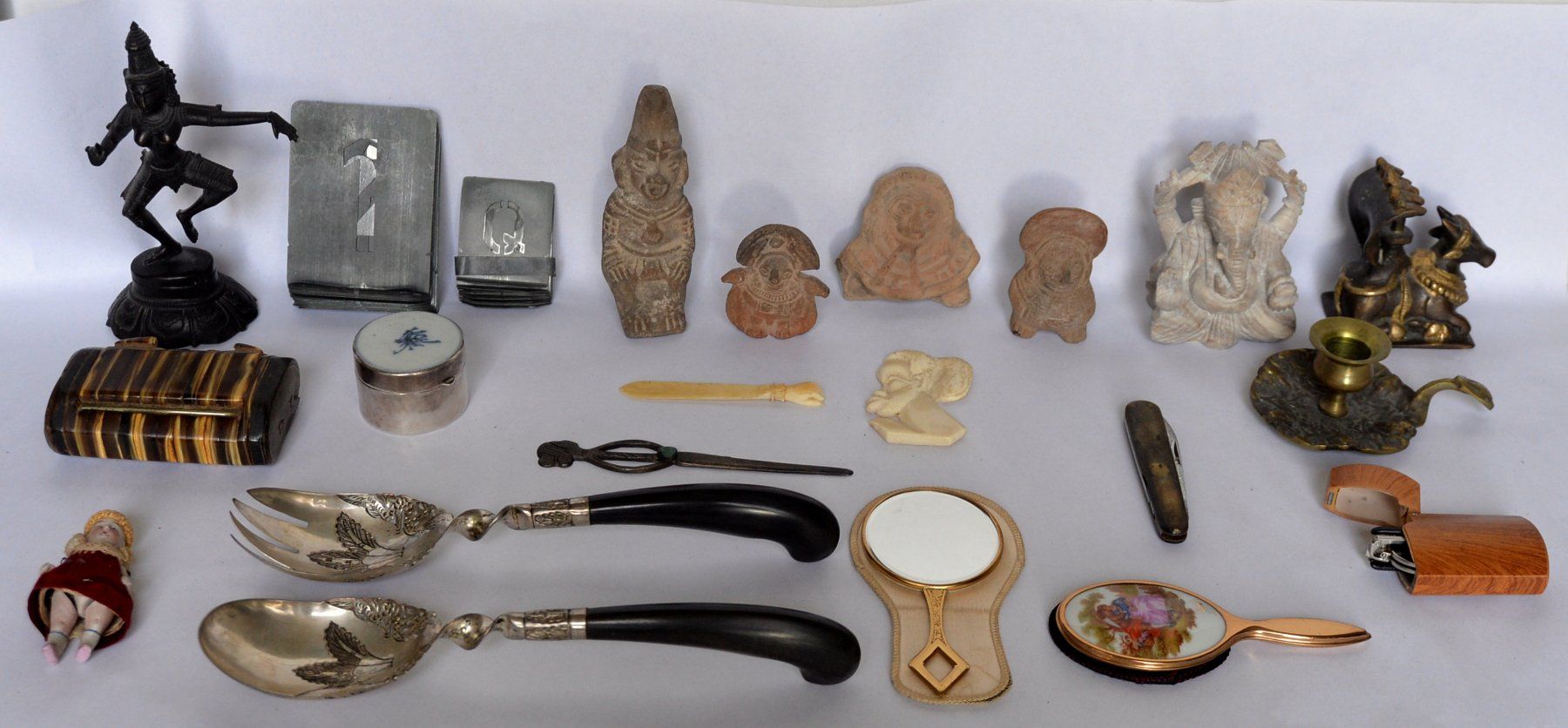 Alle Dekorationen: Lot de petits objets divers – Gebraucht aus Neuchâtel von Neuchatel