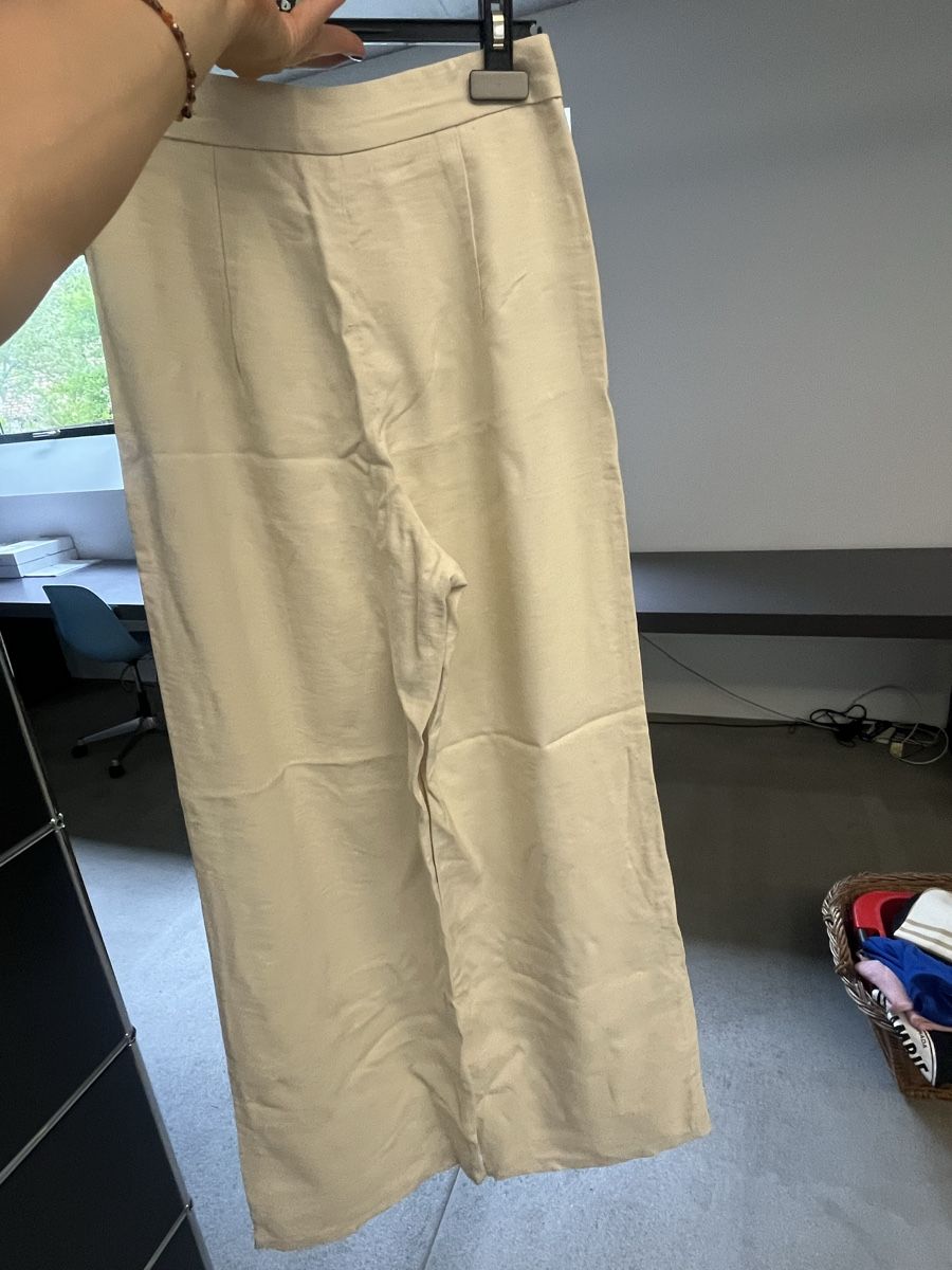 Pantaloni: Hosen Damen Grösse 36 beige – Usato da Bern venduto da superduper 1