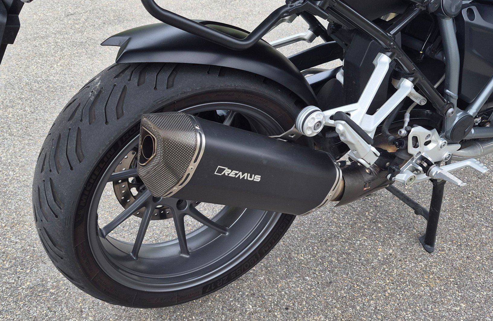 BMW Touring: BMW R 1200 RS ABS – Gebraucht aus Pfäffikon SZ von Alpenschrauber 4