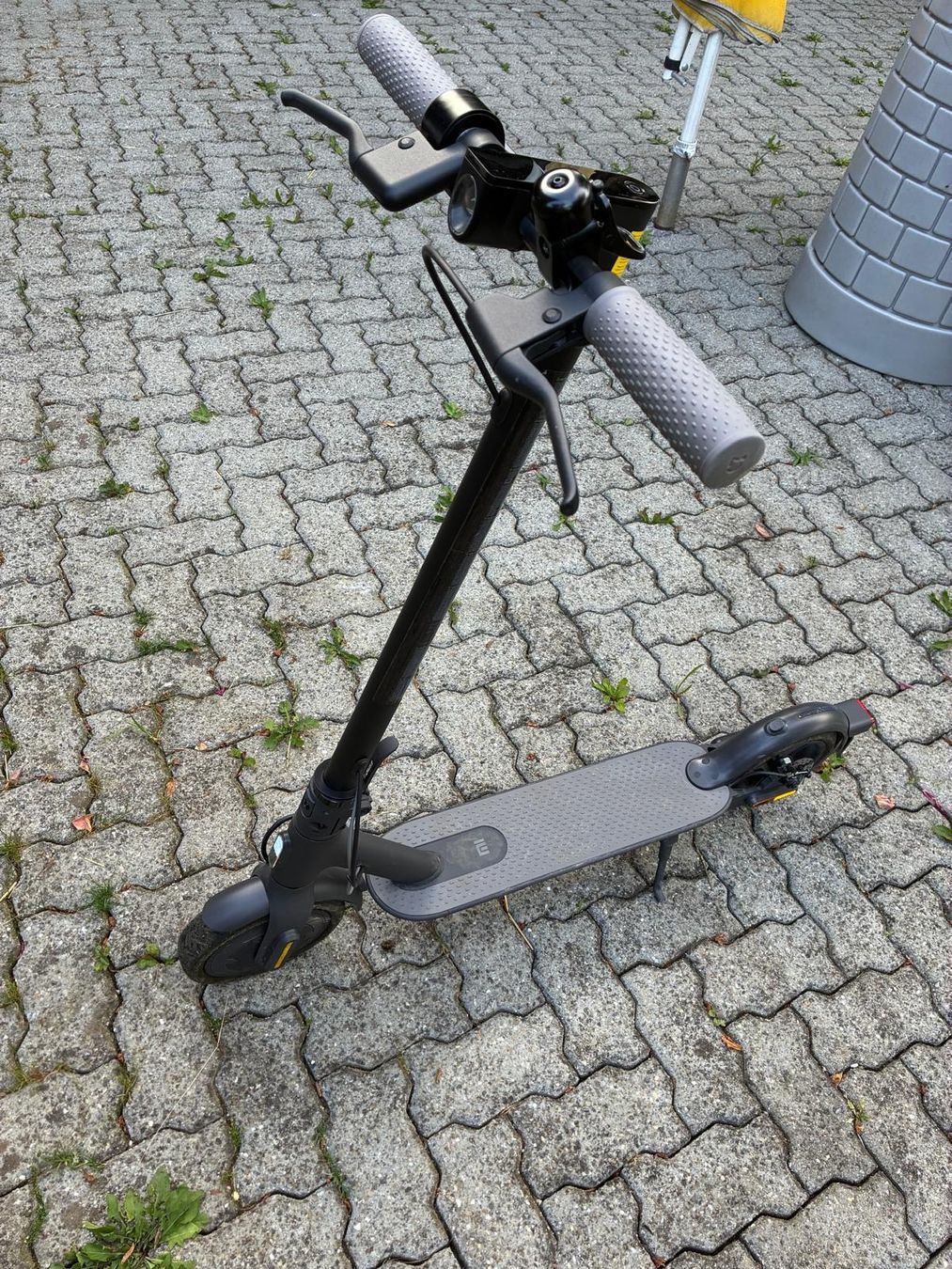 Xiaomi Kickboard: Trottinett – Usato da Reutigen venduto da Aprilia-0046