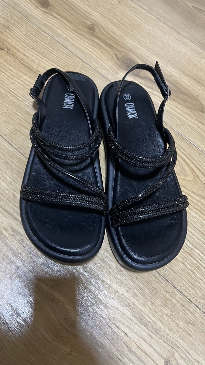 Damenschuhe: Sandale Oxmox NEU 40 – Neu (gemäss Beschreibung) aus Bern von best.secondhand
