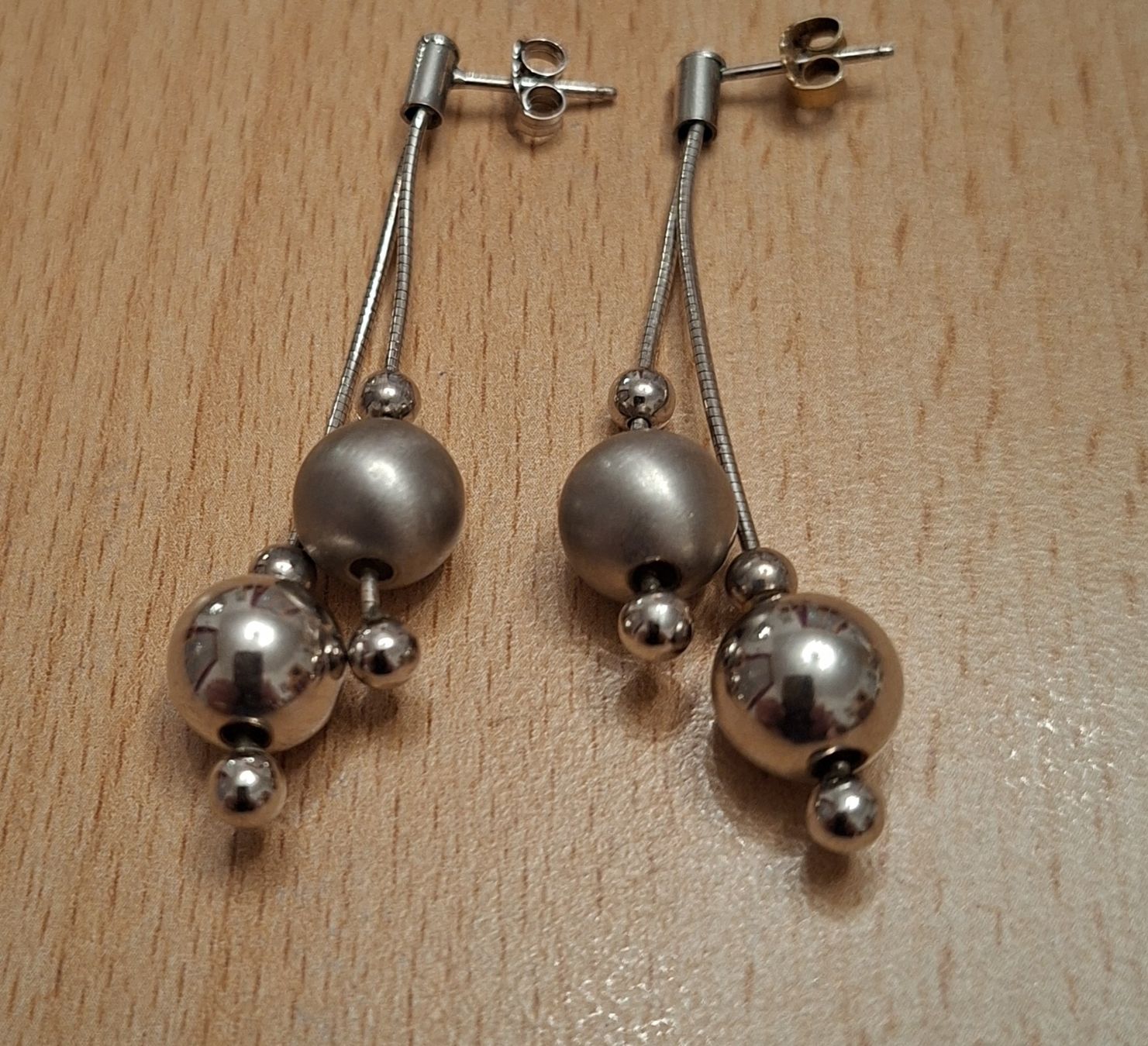 Ohrringe & -stecker: Paar Silber 925 Ohrstecker – Gebraucht aus Bern von chuderluri01