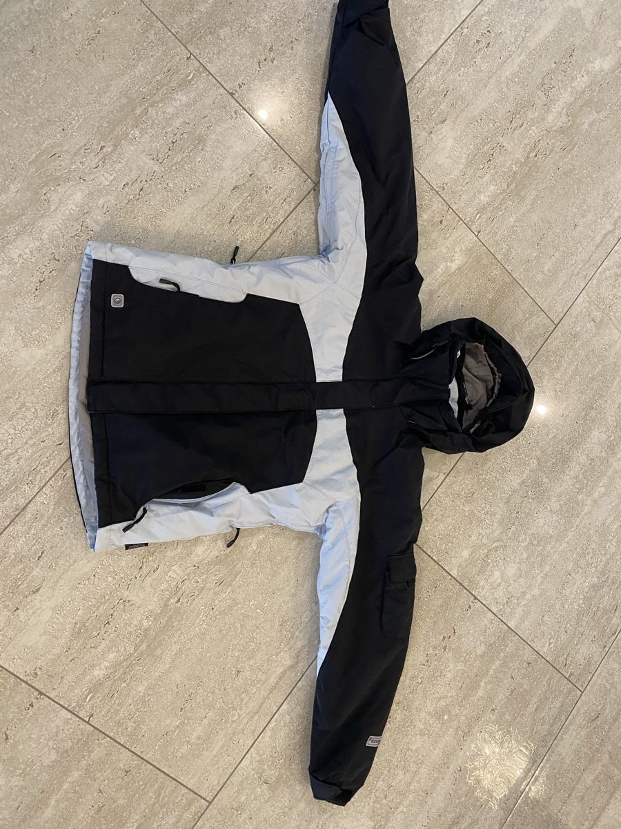 Giacche: Columbia Damen Winterjacke Gr M – Usato da Birrwil venduto da Bendegriz