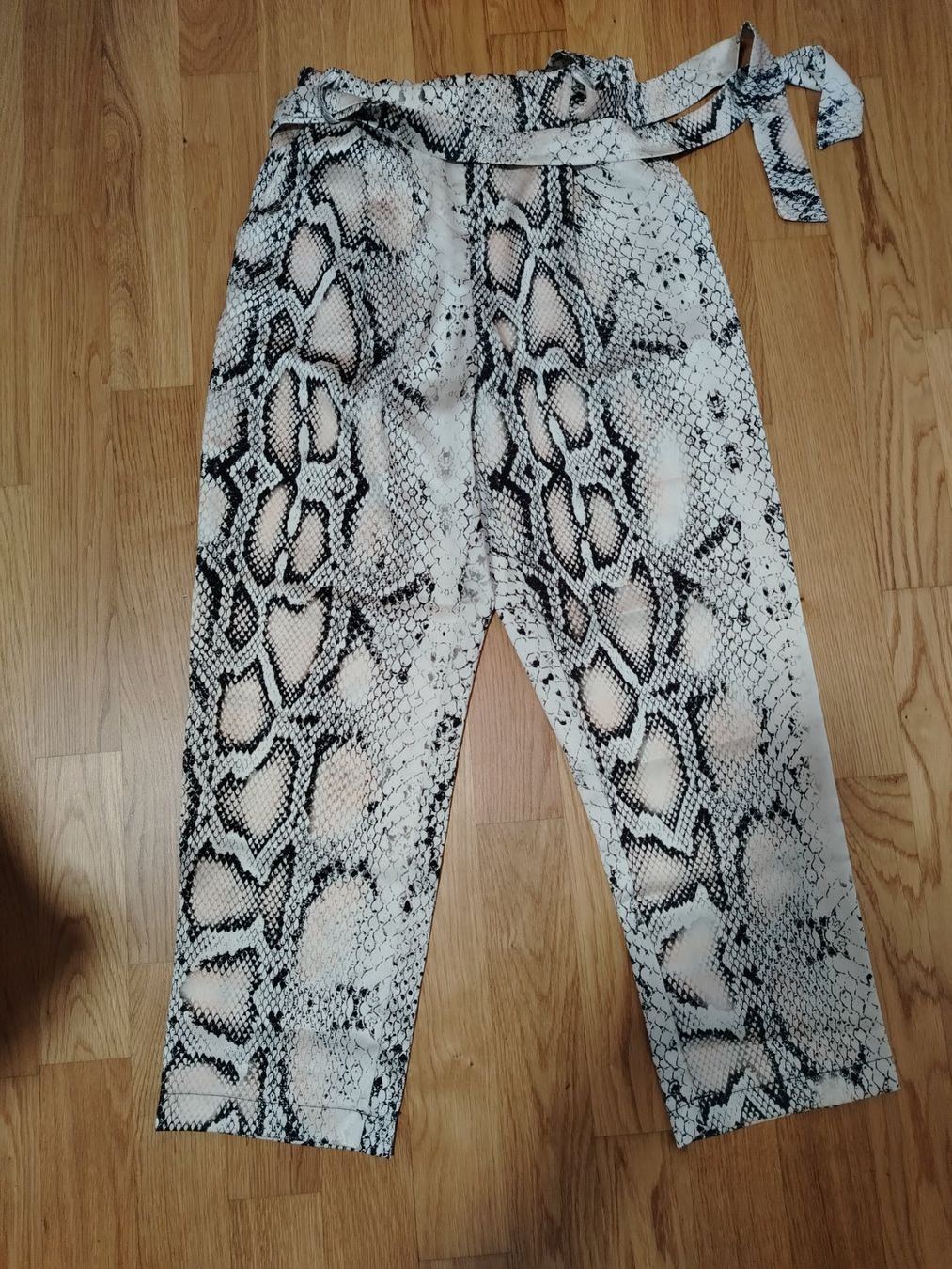 Hosen: Damenhose – Gebraucht aus Winterthur von mon_2yxl