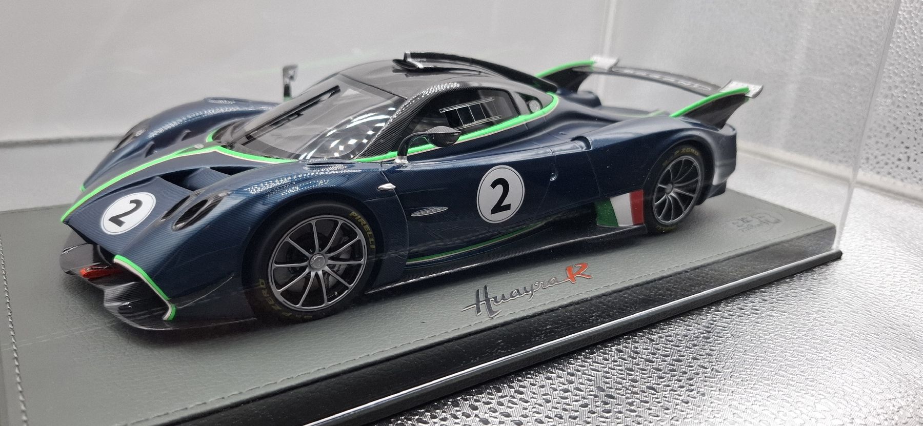 BBR Models Voitures modèles: BBR Pagani Huayra R 1:18 – Neuf avec emballage d'origine à Gipf-Oberfrick par Edii45 4