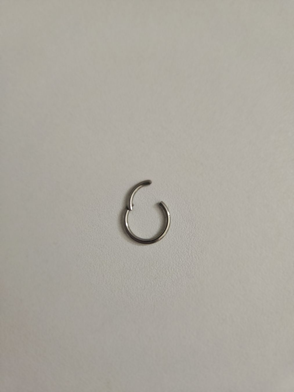 Piercingschmuck: Clicker en titane – Gebraucht aus Bussigny von niwa_mikan