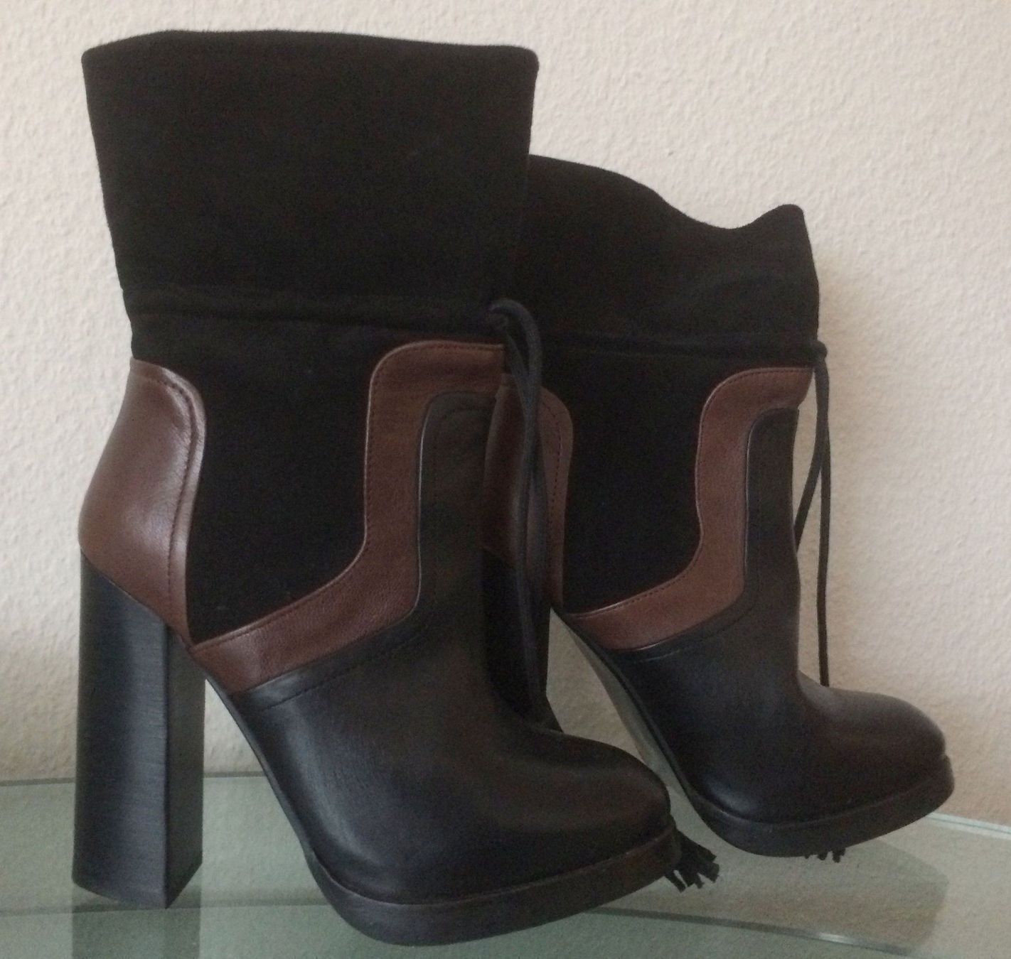 Scarpe da donna: Stiefeletten | NEU | Leder| Gr. 37 – Nuovo (secondo la descrizione) da Zürich venduto da galble 2