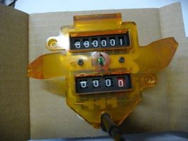 Renault Tachometer  77 01 038 729