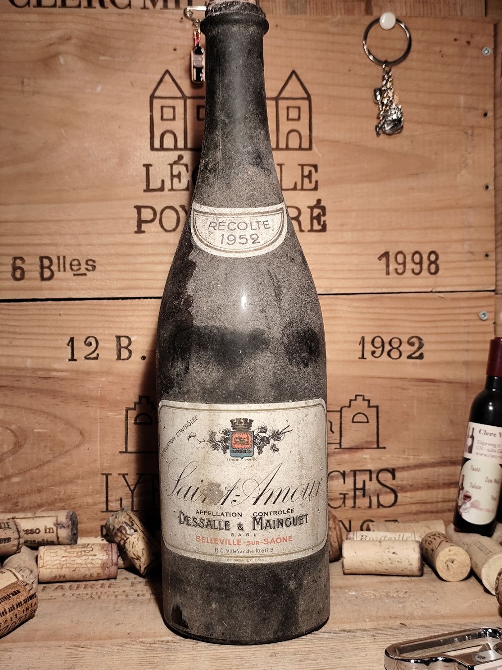 Vino: 1952  Saint-Amour Dessalle Mainguet – Nuovo e nell'imballaggio originale da Büsserach venduto da Vintage-vins 1