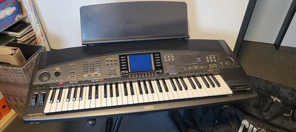 Musikinstrumente: PROFI  KEYBOARD  YAMAHA  PSR  8000  – Gebraucht aus St. Gallen von kratzki01 4