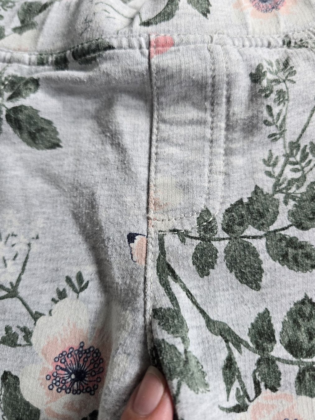 Strumpfhosen & Leggings: Mädchen Leggings Blumenmuster gr.110 – Gebraucht aus Unterentfelden von Panda-87 2
